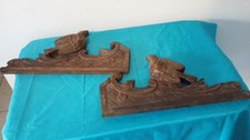 PAIRE 2 FRONTONS BOIS SCULPTES