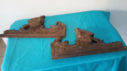 Paire frontons bois sculptes - bois,