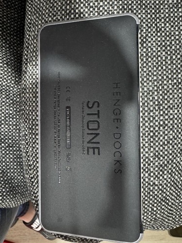 Henge docks stone - docks,