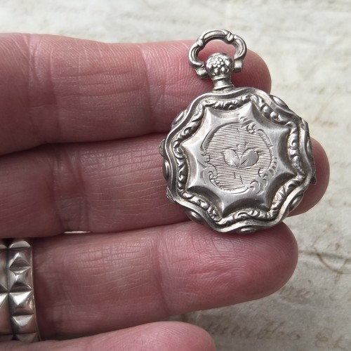Pendentif médaillon argent - pendentif,