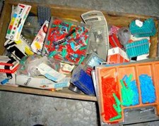 lot d' environ 2 000 chevilles