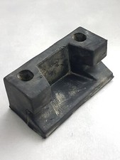 Butée caoutchouc porte