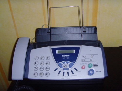 Téléphone fax brother 104 - téléphone,