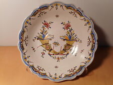 Coupe jatte faience gout Rouen décor corne d'abondance signé marque M C 