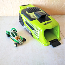 Lot lanceur 2002 avec une