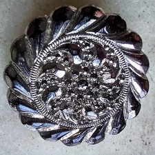 Bouton ancien en verre noir