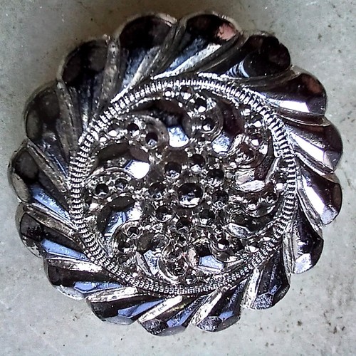 Bouton ancien verre noir - en,