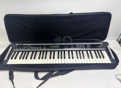 Clavier synthétiseur de - clavier,