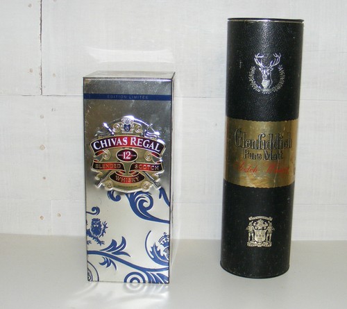 1141 lot deux boites whisky - 1141/,