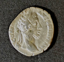 MONNAIE ROMAINE  COMMODE 180