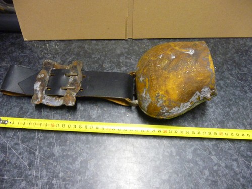 Ancienne cloche vache - de,