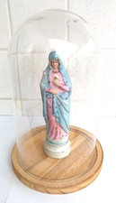 Statue de la vierge marie sous globe en ancienne porcelaine 