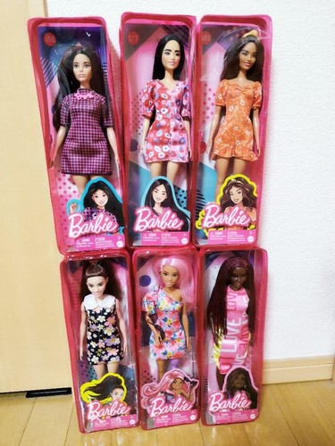 Barbie fashionista pieces - 6,