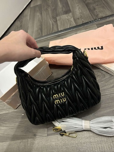 Miu authentique - miu, main