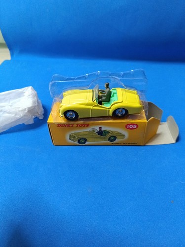 Dinky toys atlas 105 triumph - dinky,