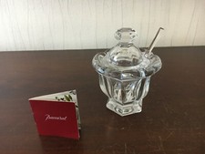 8 moutardiers et sa cuillère