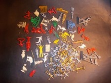 Bel ensemble +/- 100 figurines 1960 Bonux Café Collet animaux primes jouets jeux