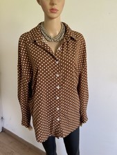 Chemise à pois à manches