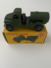 véhicule militaire 1/43 Dinky Toys 643 Camion Citerne Militaire à eau