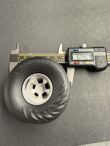 Two halibrand - 15”,