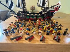 LEGO PIRATES ARMY AND SHIP