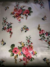 Tissu vintage satin décor