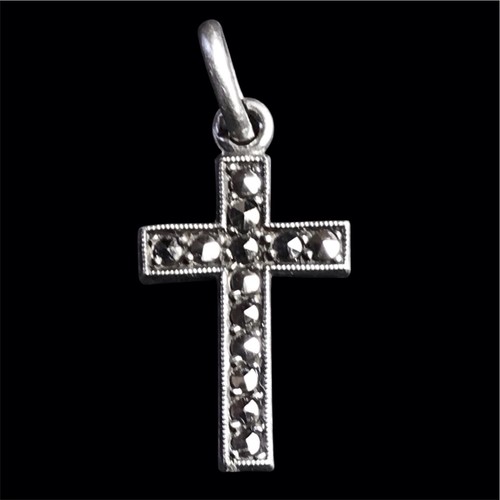 Superbe petite croix pendentif - petite,
