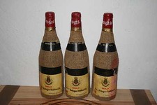 3 Bouteilles de Vin / 3 Wine Bottles Siècle 1964