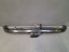 Traverse supérieur pare choc