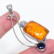 Pendentif pierre précieuse