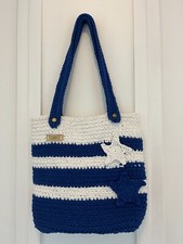 Sac en fils de coton, dans le style nautique. Crocheté à la main. 