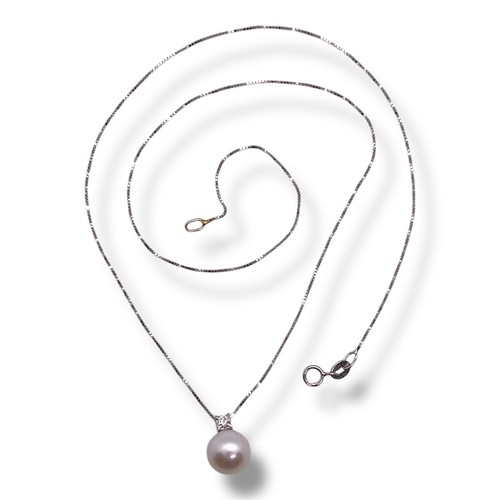 Collier blanc avec - blanc,