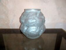  Vase art déco verre pressé
