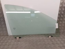 Vitre avant droit RENAULT