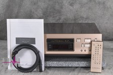 LUXMAN D-10 Compact Disc