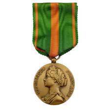 N19/11/25 (REF30457) Médaille