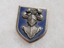 Un insigne militaire " Ecole d'Application de Cavalerie Saumur " H 603.
