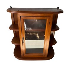 Vitrine Murale en Bois Verni avec Porte Vitrée et Étagères Latérales