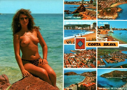 Femme seins nus costa - seins, brava