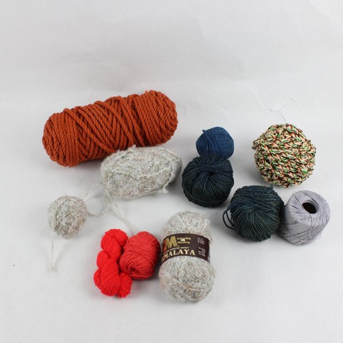 Lot pelotes de laine - lot,