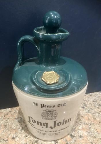 Ancien pichet - pichet, en