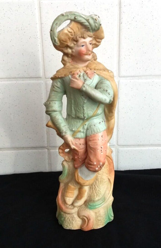 Superbe ancienne figurine - , en