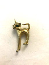 Broche Chat en métal doré et