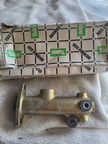 Maître cylindre émetteur