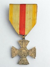 (64.001) Croix du combattant