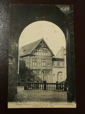 CPA 89 JOIGNY - La Maison de Bois du XVIE siècle au premier plan Portail St Jean