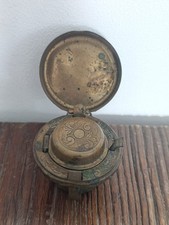 Petit Encrier de Voyage en laiton ciselé XIXe  Napoléon III