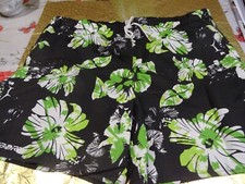 DéCAThLON= T5= UNISEXE+short bain doublénoir/vert   +jardin d yvette GRAND CHOIX