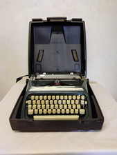 Machine À Ecrire TRIUMPH Gabriele 35 Avec Valise De Transport
