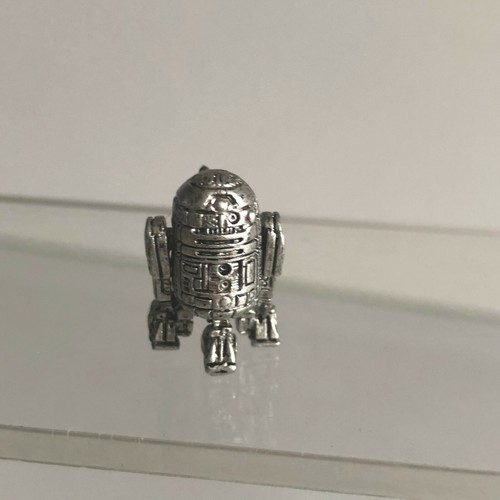 Pin d2 r2 - pin's,